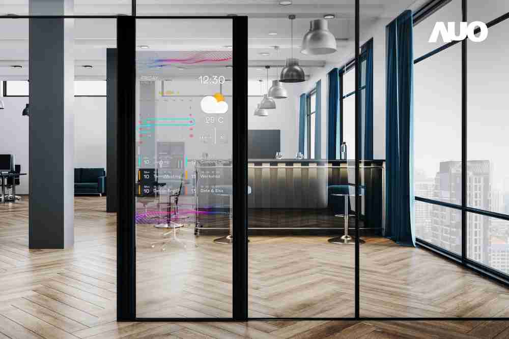 森林舞会致力于研发低能耗之绿色产品，，，，如低能耗发光组件Micro LED显示技术，，，，具高透明、、可无限拼接的特性，，，可依需求调整并延伸应用于不同场域，，，包括汽车侧窗或家庭玄关、、智慧橱窗、、商业展示等