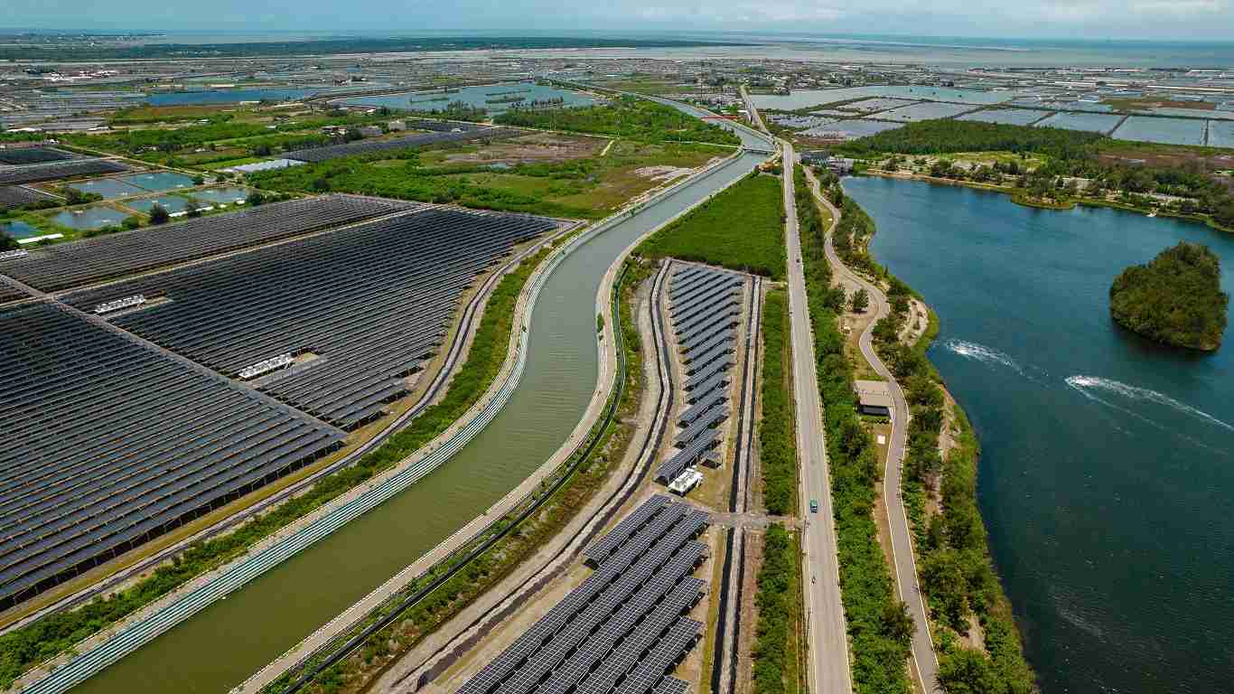 森林舞会能源事业提供智慧能源管理、、太阳能监控管理、、全方位电厂建置及运维解决方案，，，并拥有管理超过6000案场的经验